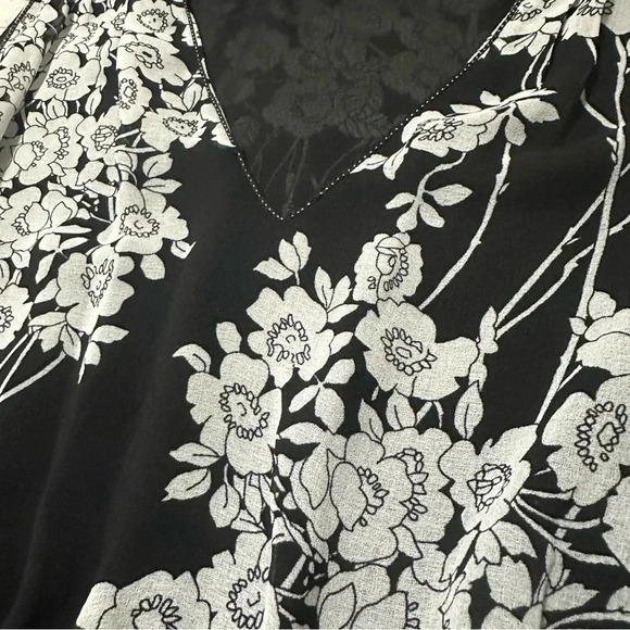 Max Studio Black and White Floral Sleeveless Maxi Dress w/ Elastic Waist Size M - Picture 5 of 10